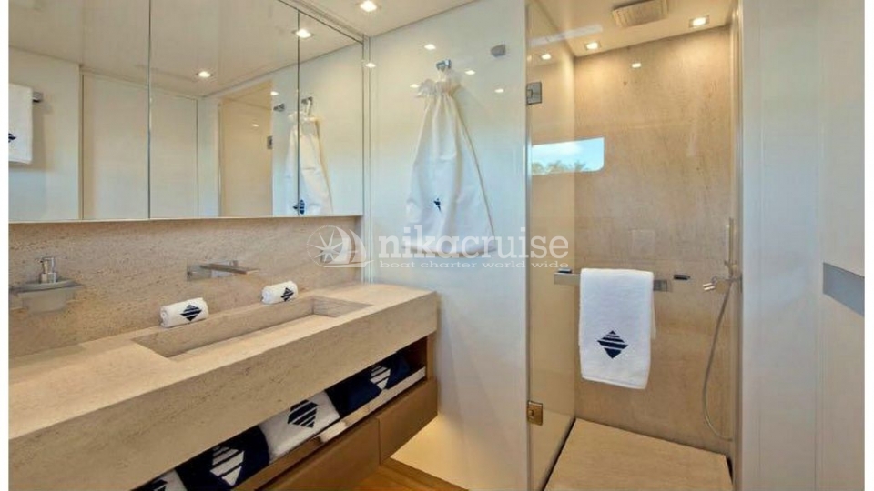 2711 MORNING STAR Motor Yacht