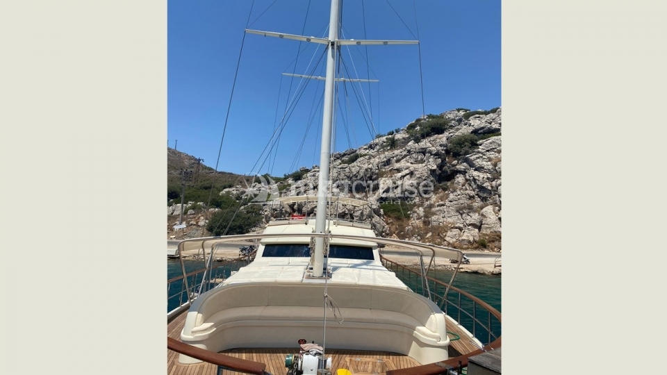 8539 YACHT ZEHRA SULTAN Standard Yacht