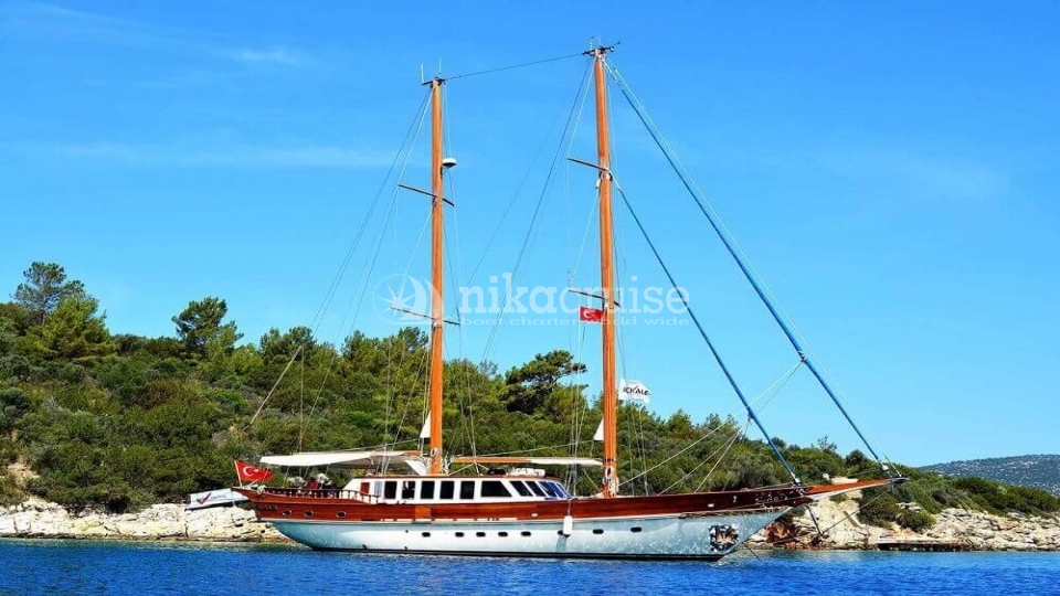 5005 YACHT ARTEMİSİA Luxury Yacht