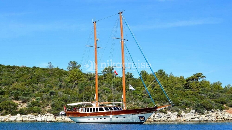 5008 YACHT ARTEMİSİA Luxury Yacht