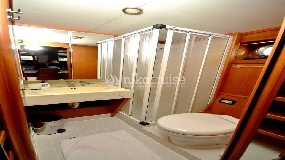 5002 YACHT ARTEMİSİA Luxury Yacht