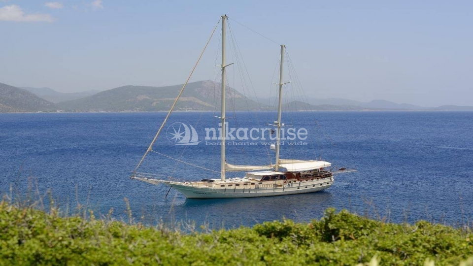5683 YACHT COBRA 3 Luxury Yacht