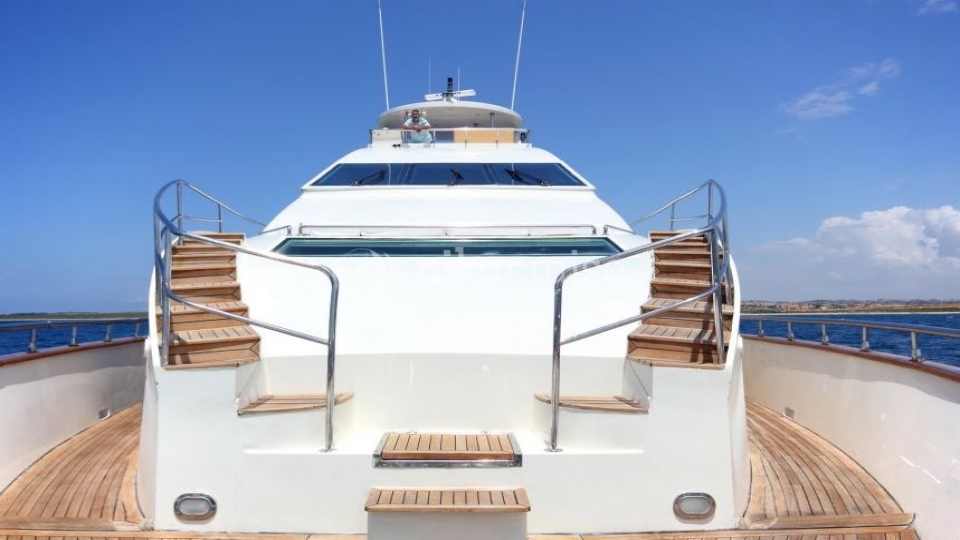 6070 DREAM YACHT Motor Yacht