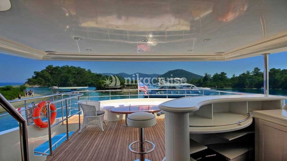 6056 DREAM YACHT Motor Yacht