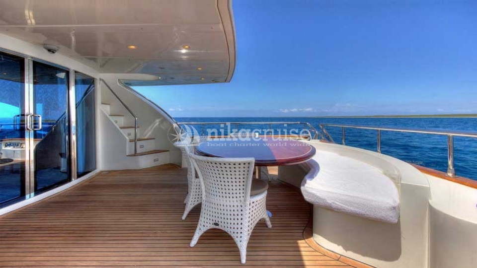 6055 DREAM YACHT Motor Yacht