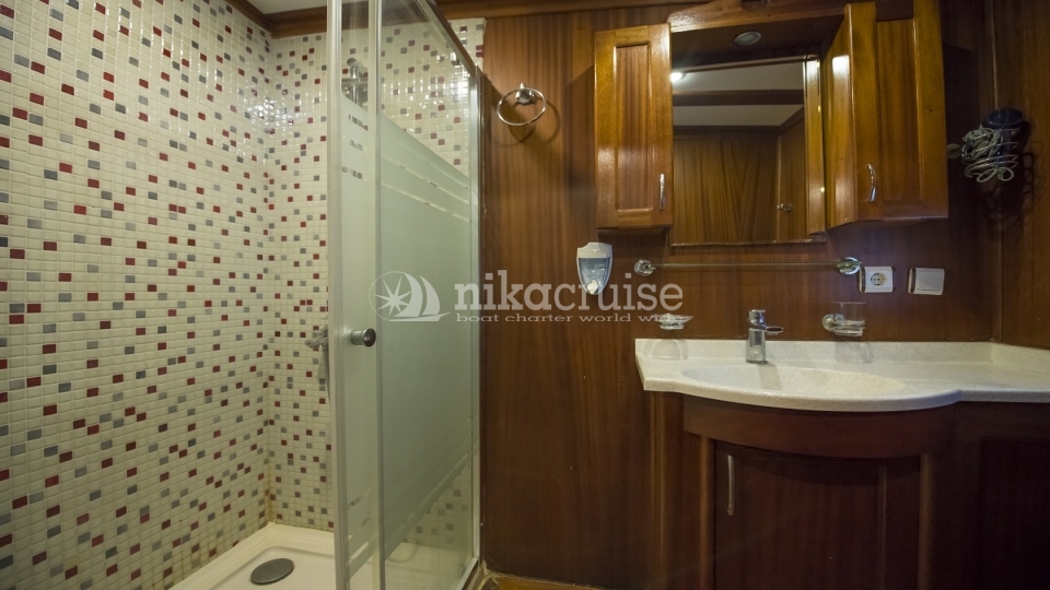 8598 YACHT ÇAĞAN Luxury Yacht