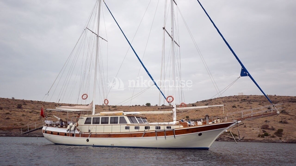 6586 YACHT TUFAN 5 Comfort Yacht