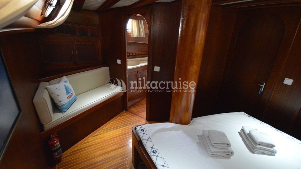6595 YACHT TUFAN 5 Comfort Yacht