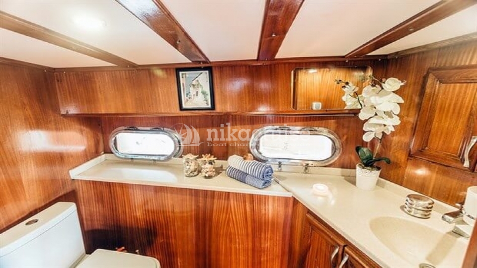 6658 YACHT SEGMEN Comfort Yacht