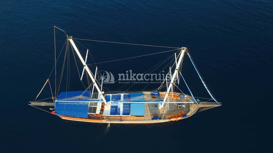 6729 YACHT SEMERCİOGLU 4 Luxury Yacht