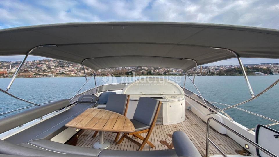 7352 Sunseeker Manhattan 74 Motor Yacht