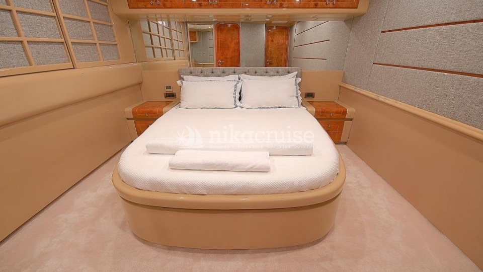 7584 MOTORYACHT BLANCO Motor Yacht