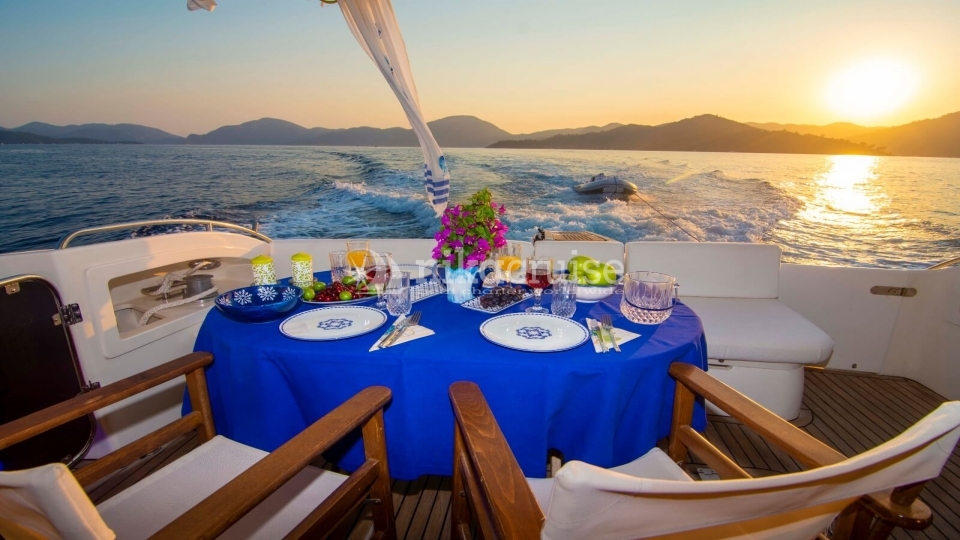 8035 PRINCESS 56 NATEWHITE Motor Yacht
