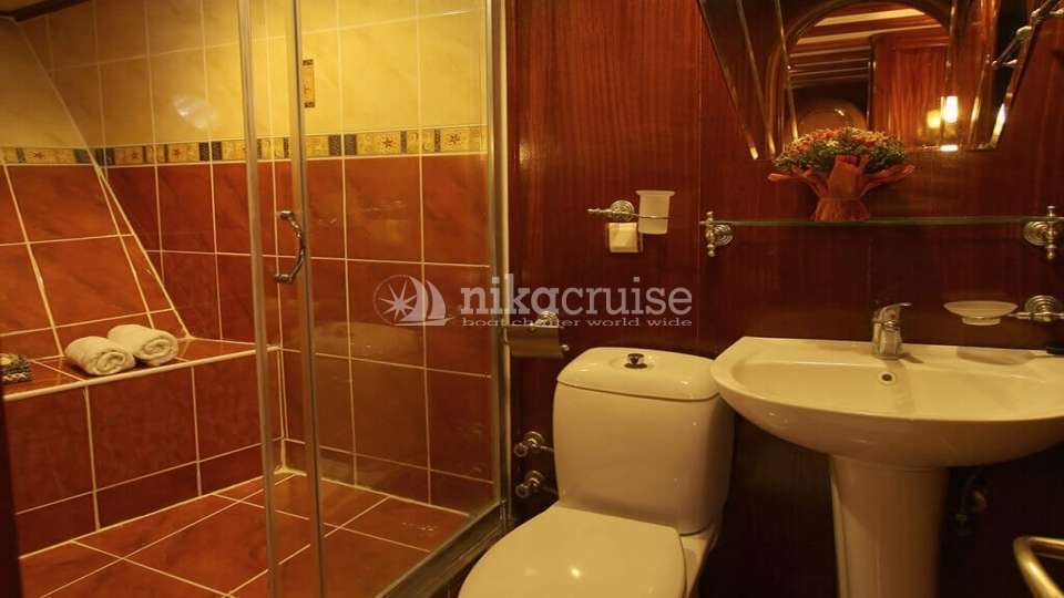 3055 YACHT PRENSES SELİN Luxury Yacht