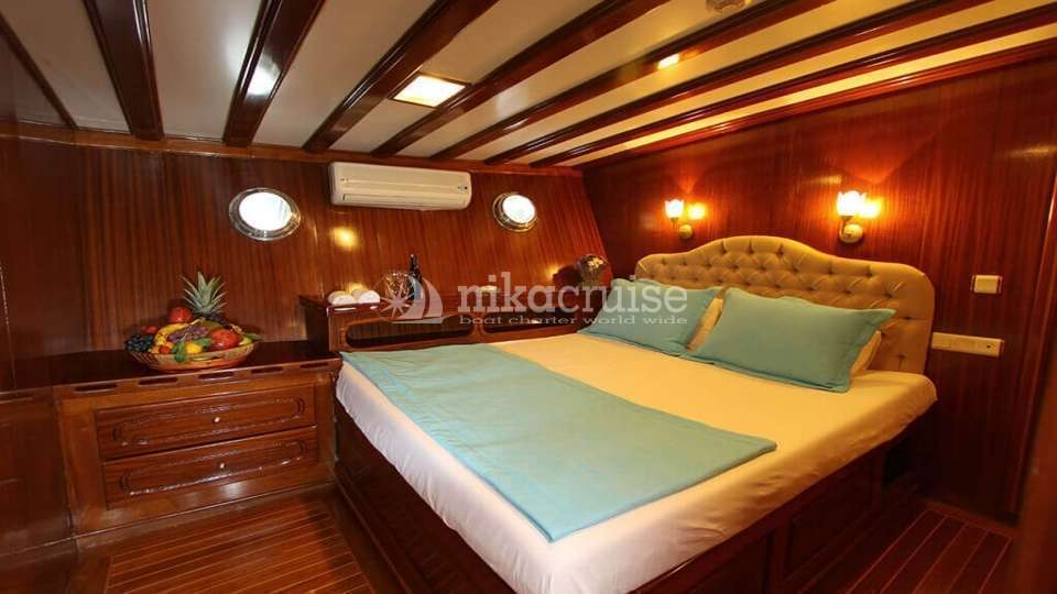 3054 YACHT PRENSES SELİN Luxury Yacht