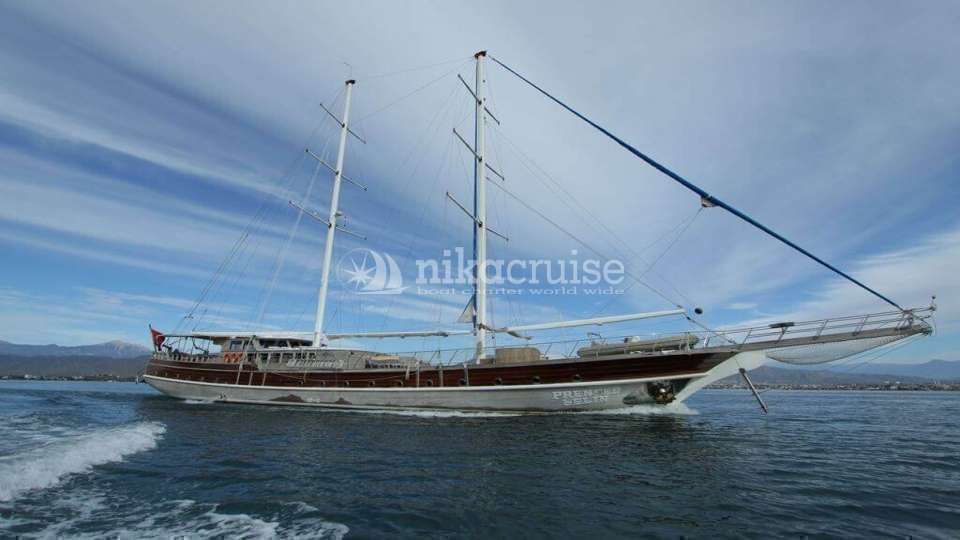 3068 YACHT PRENSES SELİN Luxury Yacht