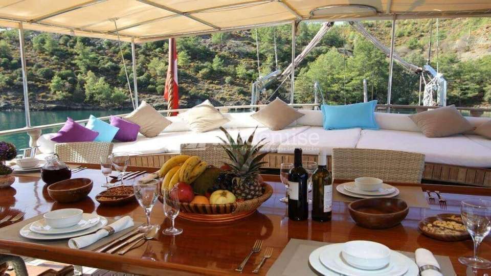 3060 YACHT PRENSES SELİN Luxury Yacht