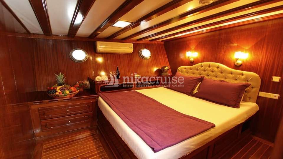 3056 YACHT PRENSES SELİN Luxury Yacht