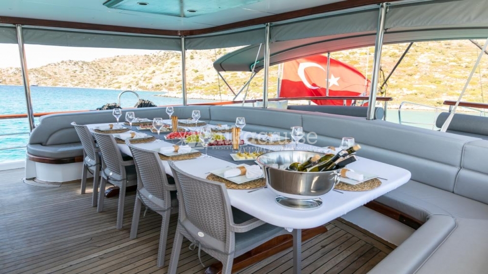 7832 YACHT PAŞALI Luxury Yacht