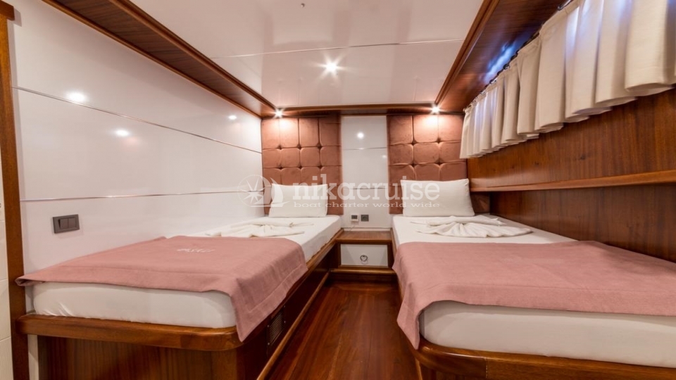7834 YACHT PAŞALI Luxury Yacht