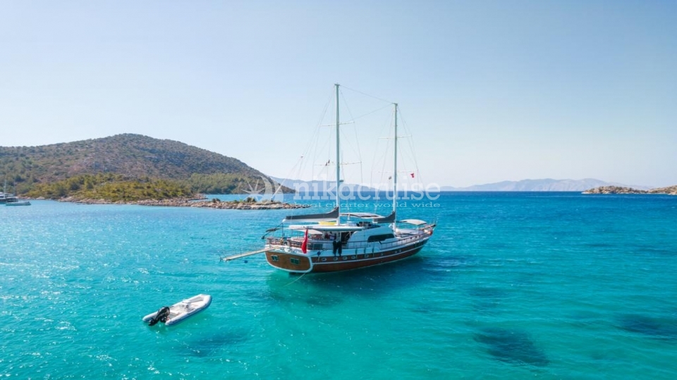 7826 YACHT PAŞALI Luxury Yacht