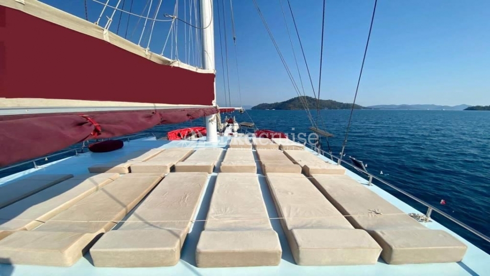 7042 YACHT ARIBEYİ Comfort Yacht