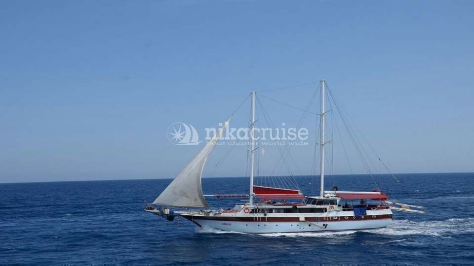 3339 YACHT ARIBEYİ Comfort Yacht