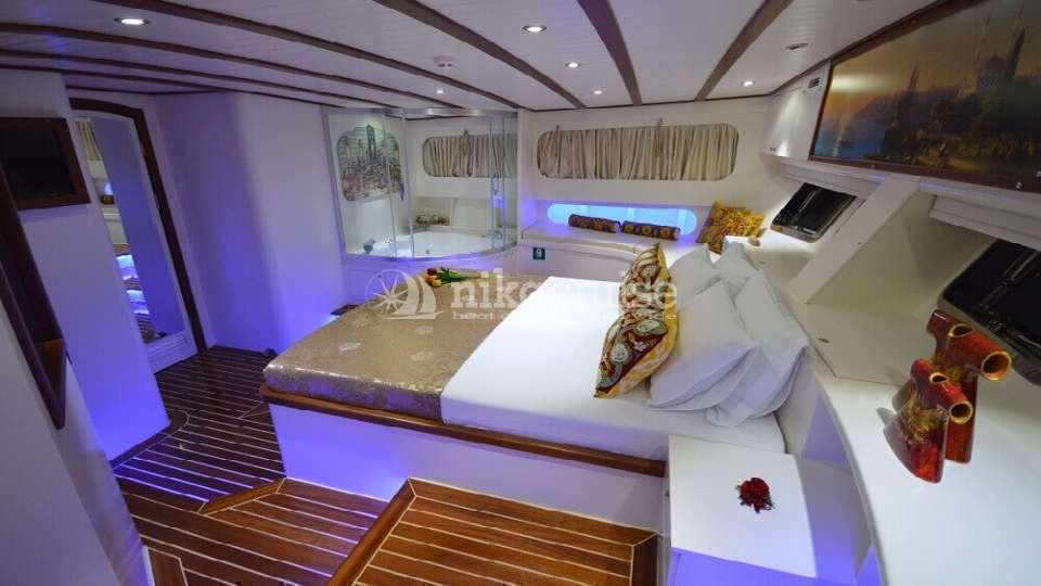 3282 YACHT GÜL SULTAN Deluxe Yacht