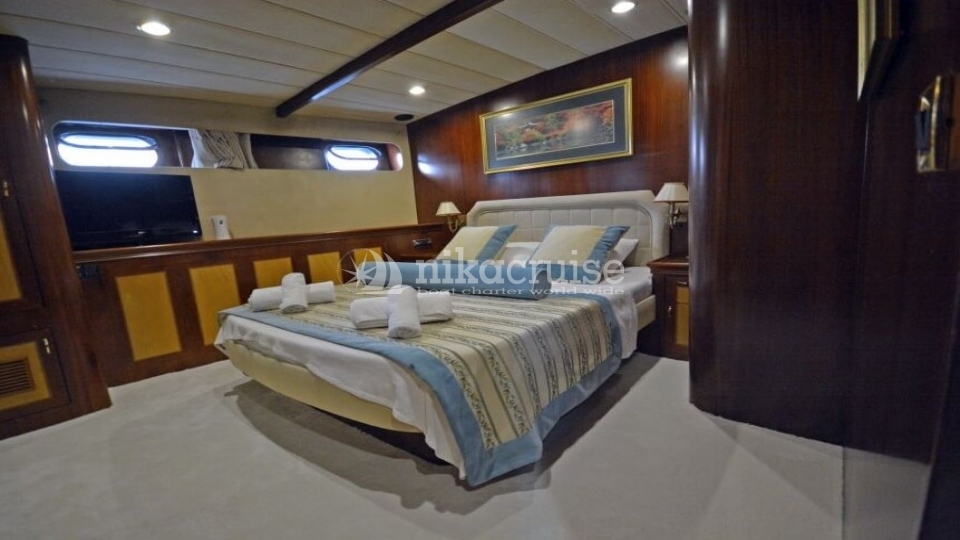 3448 YACHT CANEREN Deluxe Yacht