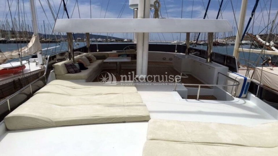 3434 YACHT CANEREN Deluxe Yacht