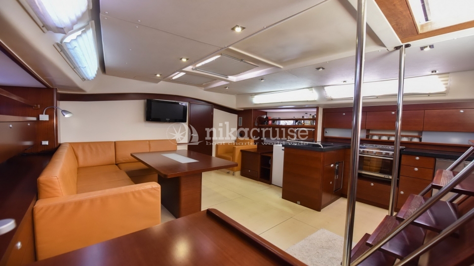 2055 OCEAN BLUE Sailing Boat