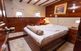 4923 YACHT KADENA Luxury Yacht