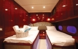 7545 YACHT WHITE GOOSE Luxury Yacht
