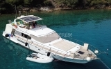 5382 YACHT LAGOON Motor Yacht