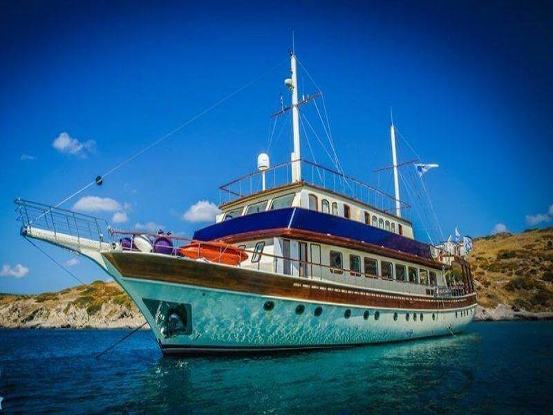YACHT LOVE BB 2