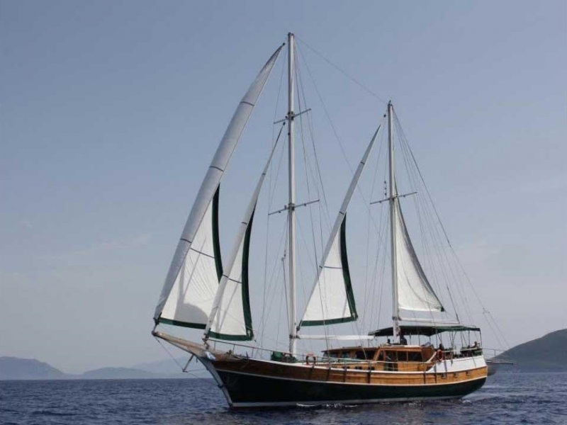 YACHT CELLO 3