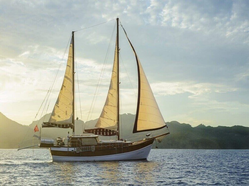 YACHT LAILA DENİZ