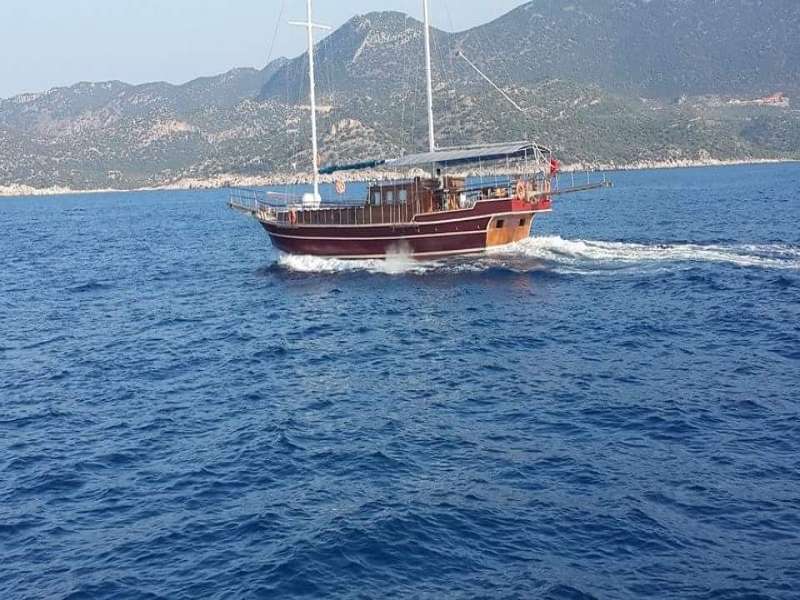 YACHT TURMAN