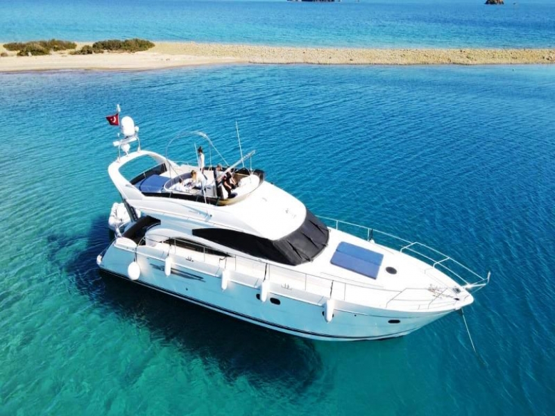 MOTORYACHT QUEEN S